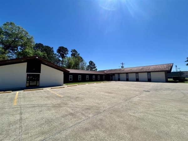 Listing Image #2 - Others for sale at 4265 E. Lucas Dr., Beaumont TX 77708