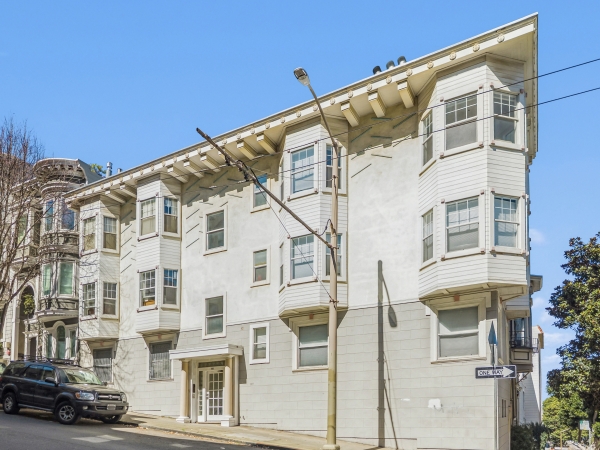 Listing Image #2 - Multi-family for sale at 1100 Clay Street, San Francisco CA 94108