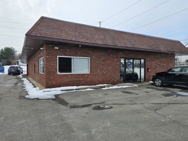 Listing Image #2 - Others for sale at 903 Salem Road, Mt Vernon IL 62864