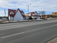 Listing Image #3 - Others for sale at 1719 Broadway, Mt Vernon IL 62864