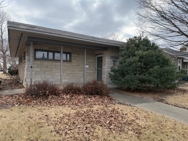 Listing Image #3 - Office for sale at 341 W Walnut Street, Oglesby IL 61348