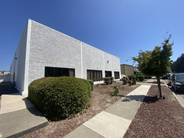 Listing Image #1 - Industrial for sale at 962 Kaiser Rd., Napa CA 94558