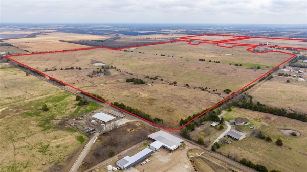 Listing Image #1 - Others for sale at TBD hwy 82, Brookston TX 75421