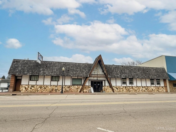 Listing Image #1 - Office for sale at 616 Main Street, Norway MI 49870