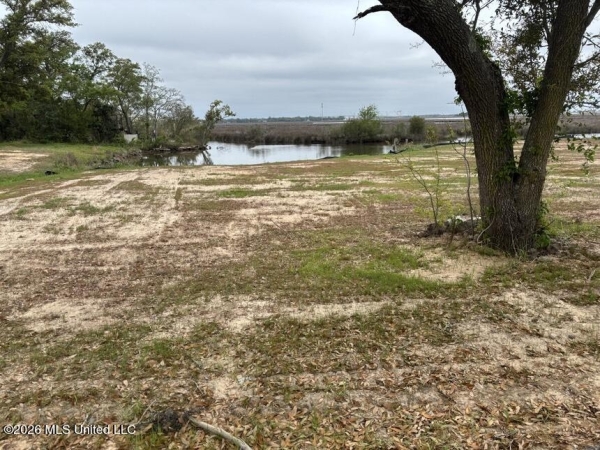 Listing Image #2 - Land for sale at Hemlock Avenue, Moss Point MS 39563