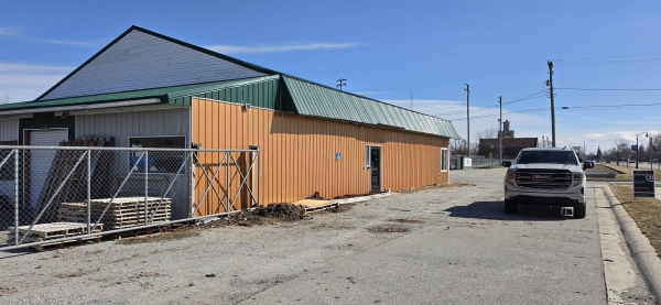 Listing Image #2 - Others for sale at 300 N Mable, Pinconning MI 48650