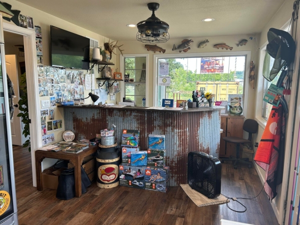 Listing Image #2 - Resort for sale at 107 Us 63, Mammoth Spring AR 72554