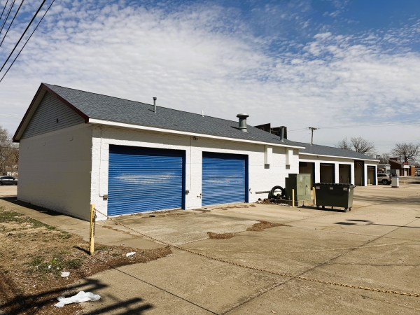 Listing Image #3 - Others for sale at 300 N Grand Ave W, Springfield IL 62704