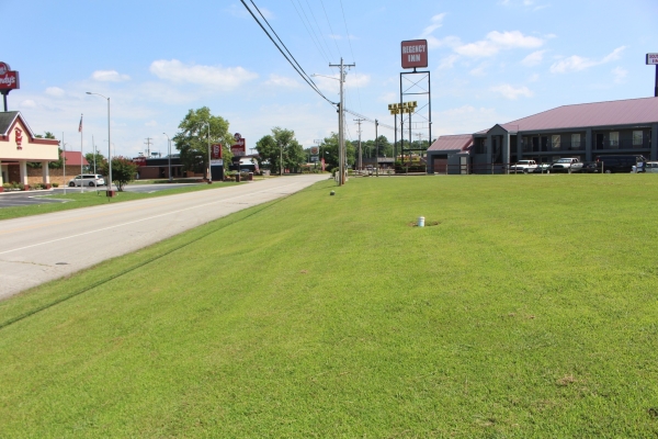 Listing Image #3 - Land for sale at 155 Expressway Dr, Manchester TN 37355
