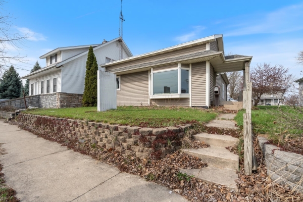 Listing Image #1 - Others for sale at 310 S Detroit Street, Warsaw IN 46580