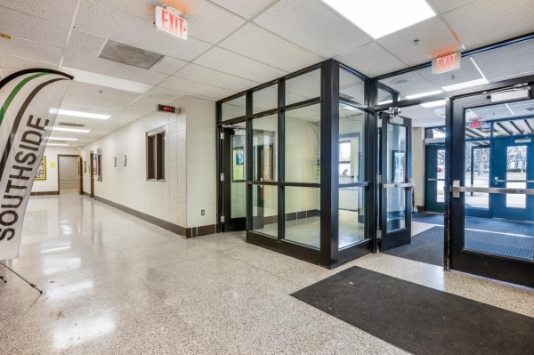 Listing Image #5 - Multi-Use for sale at 1800 Harrodsburg Road, Lexington KY 40504