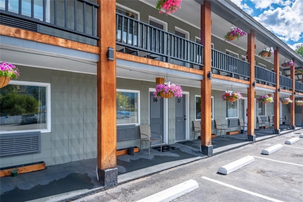 Listing Image #1 - Multi-family for sale at 31901 US Highway 2, Libby MT 59923 Listing Image #1 - Multi-family for sale at 31901 US Highway 2, Libby MT 59923