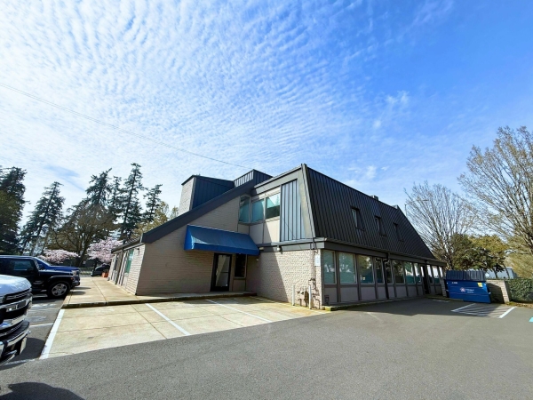 Listing Image #2 - Office for sale at 235 Union St NE, Salem OR 97301