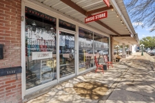 Listing Image #2 - Retail for sale at 1132 Main Street, Commerce TX 75428