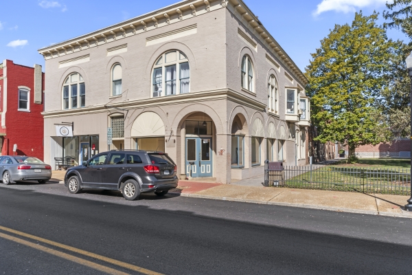 Listing Image #1 - Others for sale at 74 Court Square West, Pulaski VA 24301