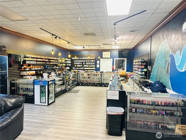 Listing Image #2 - Others for sale at 12413 S Meridian Street , Ste B, Puyallup WA 98373