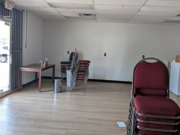 Listing Image #3 - Others for sale at 2019 N Riverside Drive, Fort Worth TX 76111