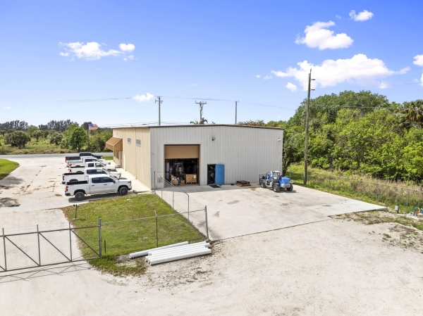 Listing Image #3 - Industrial for sale at 16050 Orange Avenue, Fort Pierce FL 34945