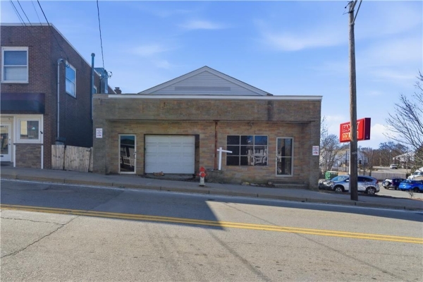 Listing Image #1 - Others for sale at 1009 Main Street, West Warwick RI 02893