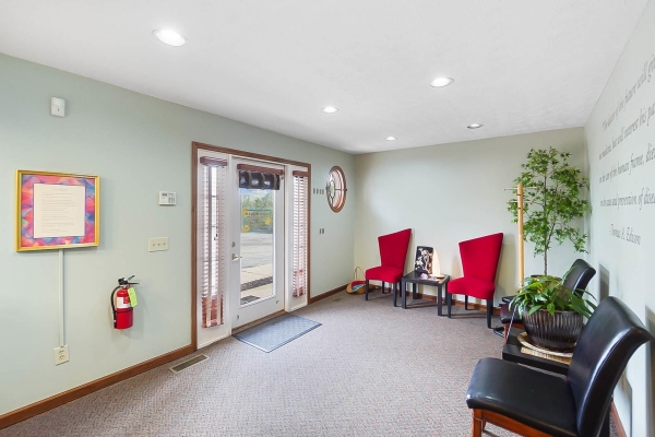 Listing Image #2 - Others for sale at 860 E Franklin Street #Unit D, Centerville OH 45459