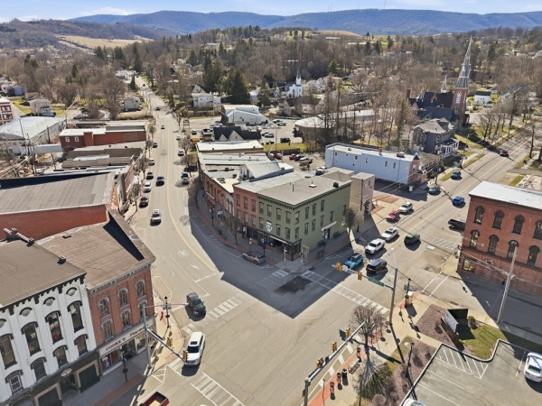 Listing Image #3 - Retail for sale at 825 Canton Street, Troy PA 16947