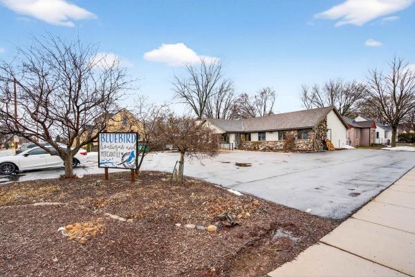 Listing Image #2 - Others for sale at 850 Racine Street, Menasha WI 54952