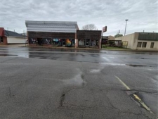 Listing Image #2 - Retail for sale at 219 Broadway Street, Checotah OK 74426