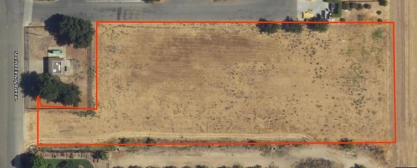 Listing Image #1 - Land for sale at Yosemite Boulevard, Waterford CA 95386