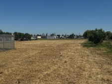 Listing Image #3 - Land for sale at Yosemite Boulevard, Waterford CA 95386