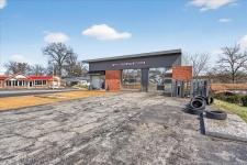 Listing Image #2 - Others for sale at 3166 Ashby, St Ann MO 63074