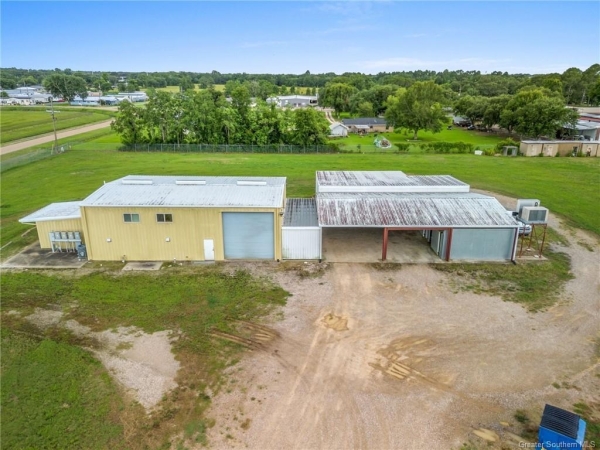 Listing Image #3 - Others for sale at 1635 S Thibodeaux Road S, Jennings LA 70546