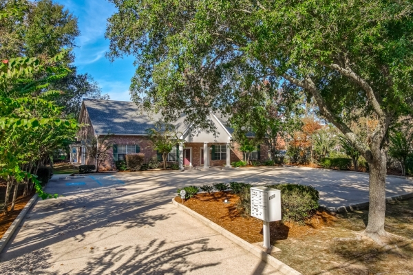 Listing Image #2 - Office for sale at 1330 Park Dr., Mandeville LA 70471 Listing Image #2 - Office for sale at 1330 Park Dr., Mandeville LA 70471