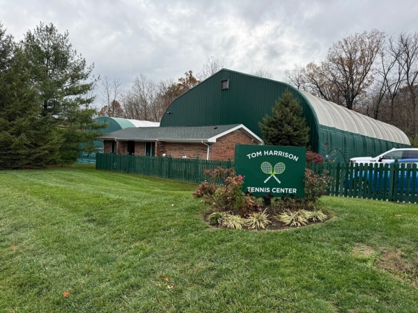 Listing Image #1 - Office for sale at 80 Commercial Way, Springboro OH 45066