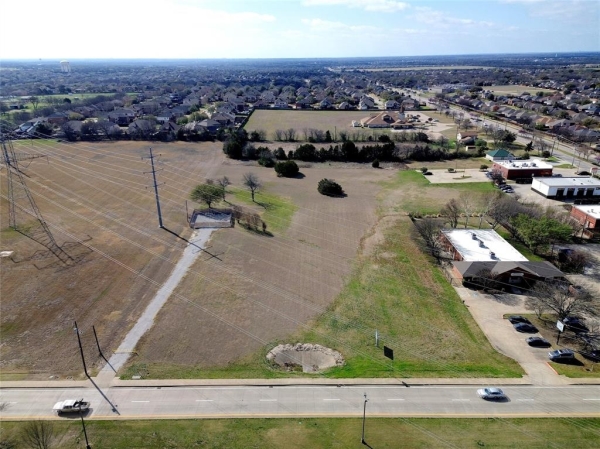 Listing Image #1 - Land for sale at 1226 W Belt Line Road, Desoto TX 75115