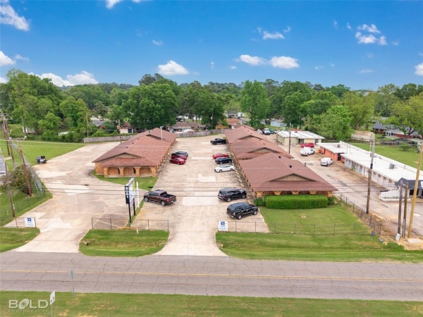 Listing Image #1 - Office for sale at 9051 Mansfield Road, Shreveport LA 71118 Listing Image #1 - Office for sale at 9051 Mansfield Road, Shreveport LA 71118