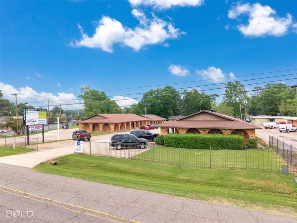 Listing Image #3 - Office for sale at 9051 Mansfield Road, Shreveport LA 71118 Listing Image #3 - Office for sale at 9051 Mansfield Road, Shreveport LA 71118