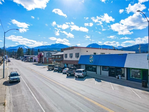 Listing Image #2 - Retail for sale at 412 Mineral Avenue, Libby MT 59923