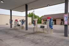 Listing Image #3 - Others for sale at 301 W Coates St., Moberly MO 65270