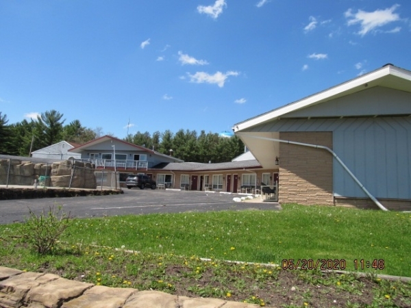 Listing Image #1 - Others for sale at 811 Wisconsin Dells Pkwy, Wisconsin Della WI 53965