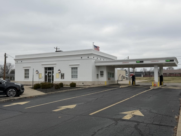 Listing Image #1 - Retail for sale at 404 Solida Road, South Point OH 45380