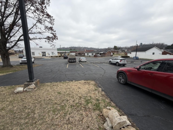 Listing Image #5 - Retail for sale at 404 Solida Road, South Point OH 45380