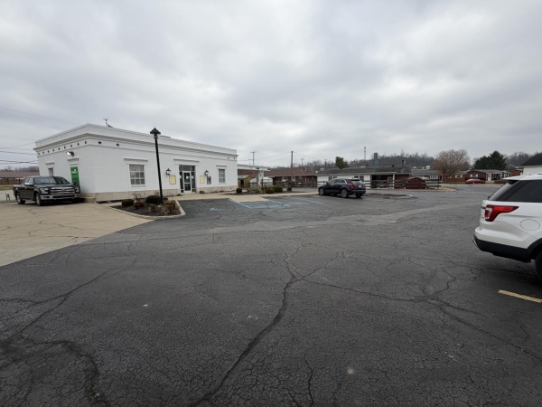 Listing Image #6 - Retail for sale at 404 Solida Road, South Point OH 45380