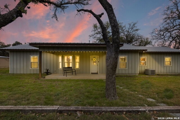 Listing Image #1 - Others for sale at 1811 N Llano St, Fredericksburg TX 78624