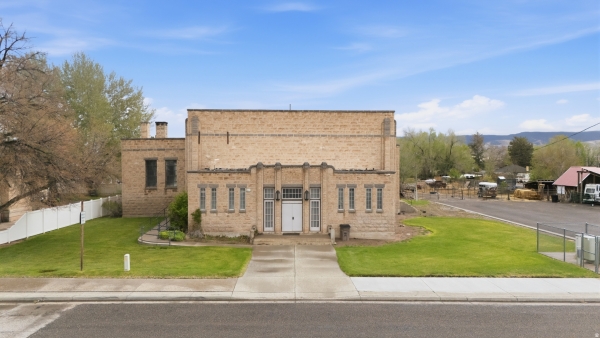 Listing Image #1 - Others for sale at 35 SOUTH CENTER ST, Elsinore UT 84724