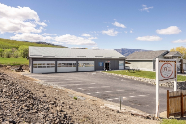 Listing Image #2 - Retail for sale at 90 Lees Pl, Chelan WA 98816