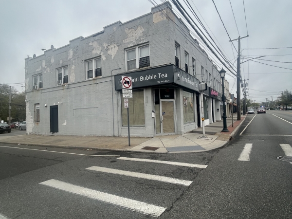 Listing Image #1 - Multi-family for sale at 1888 Grand Avenue, Baldwin NY 11510