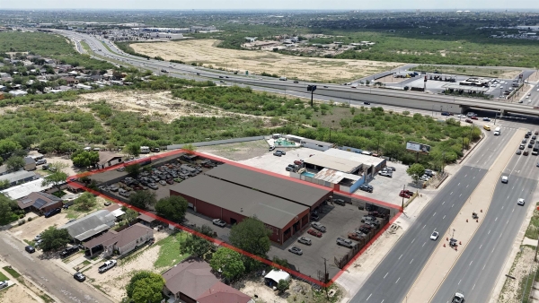 Listing Image #2 - Others for sale at 5103 E U.S. Hwy 59, Laredo TX 78043