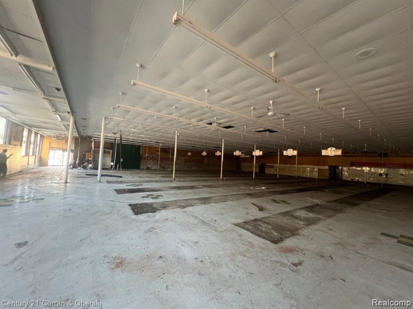 Listing Image #2 - Others for sale at 36521 Goddard Rd, Romulus MI 48174