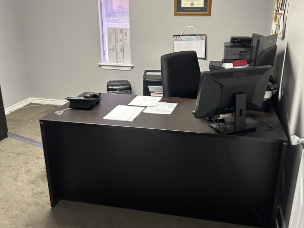 Listing Image #3 - Office for sale at 1000 Green Ave, Orange TX 77630