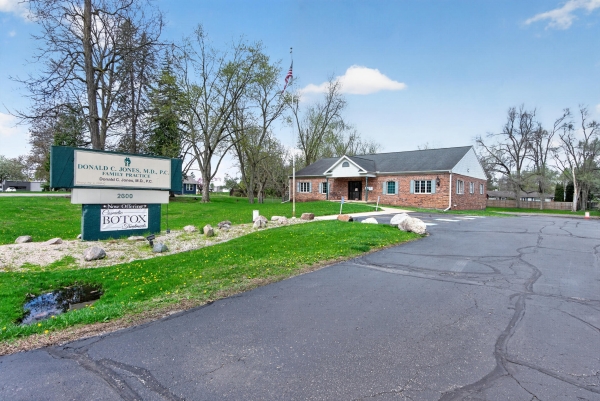 Listing Image #2 - Office for sale at 2600 Spring Arbor Road, Jackson MI 49203